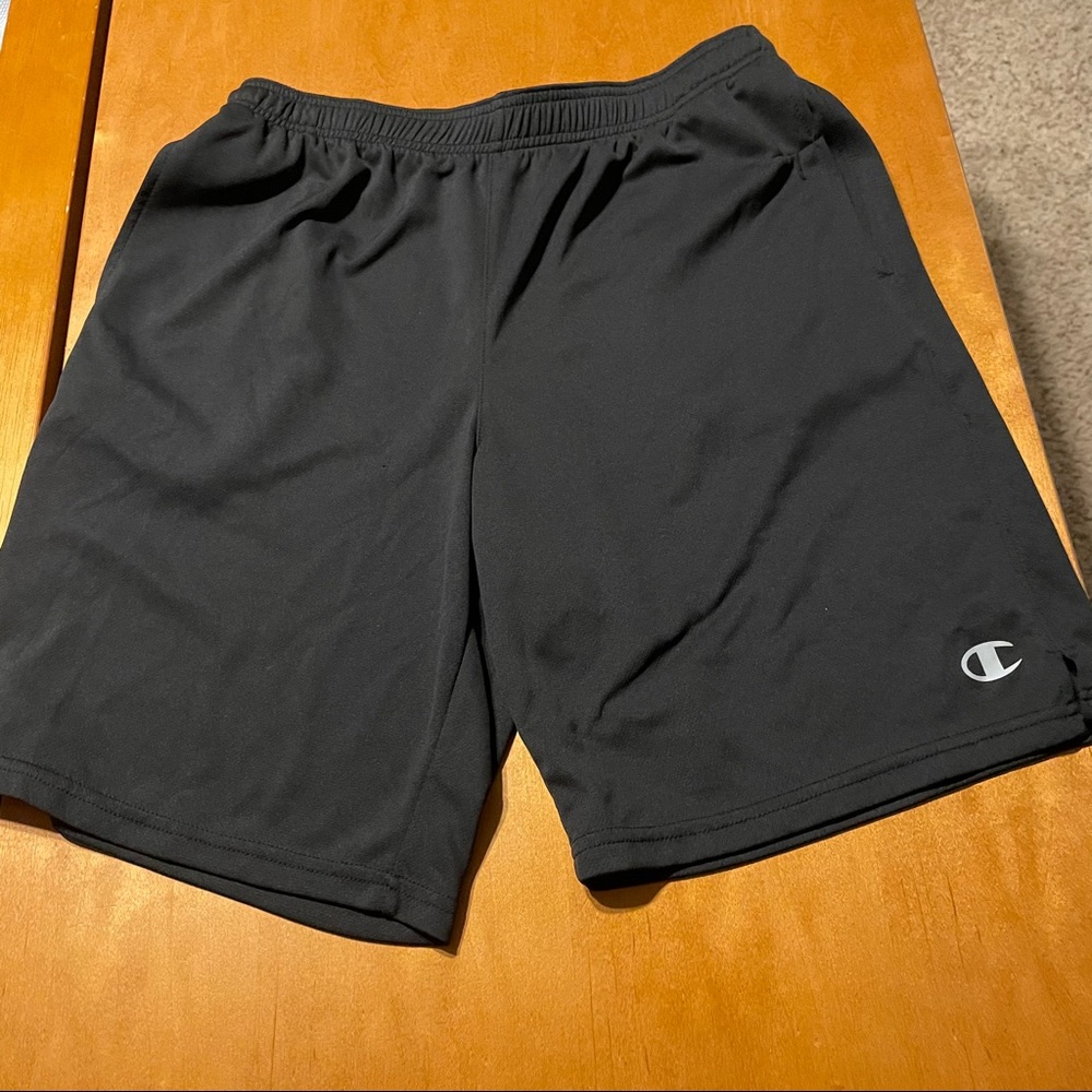 Champion shorts mens medium